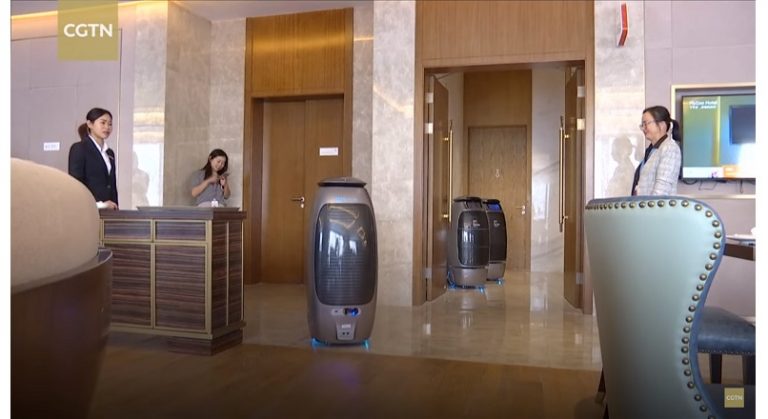 Alibaba Group isi arata lumii tehnologia AI intr-un hotel high-tech [VIDEO]