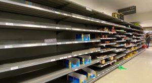 Impactul COVID-19 asupra afacerilor: 18% dintre companii estimeaza venituri mai mici cu 20% (studiu)