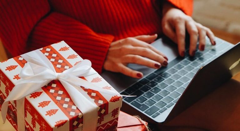 Romania: ce categorii e-commerce cresc, in luna decembrie (studiu)