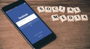 98% dintre americani vor cumpara ceva via social media, in 2022 (sondaj)