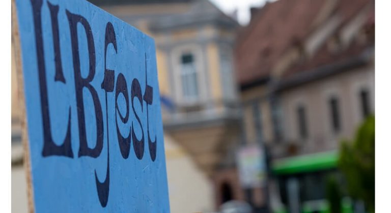 Prima editie hibrid a targului de carte LibFest (18-21 august 2022), in cifre